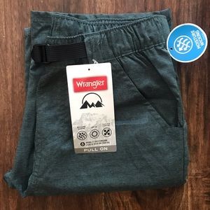 Wrangler Outdoor Cargo Shorts, Adjustable Waist UPF, Teal Green, Boys LG 10/12